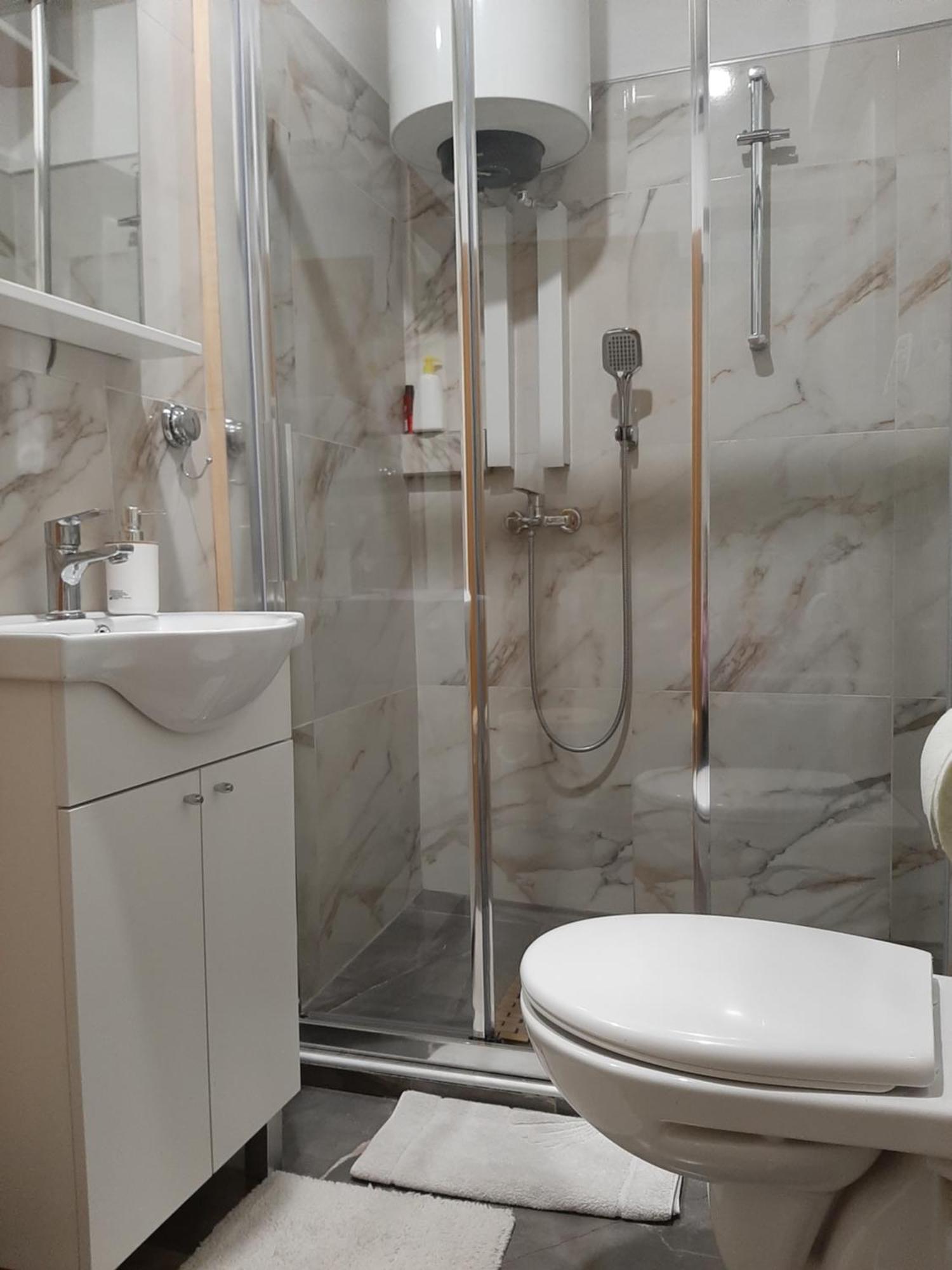 Piccolo Apartment Knin Bagian luar foto